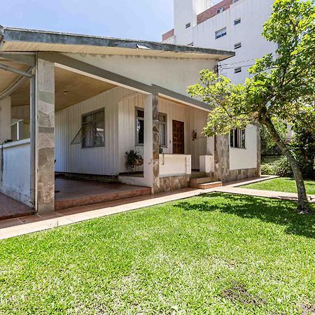 Memora Guesthouse Curitiba - Quartos Em Casa Proximo Ao Parque Bacacheri Екстер'єр фото