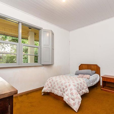 Memora Guesthouse Curitiba - Quartos Em Casa Proximo Ao Parque Bacacheri Екстер'єр фото