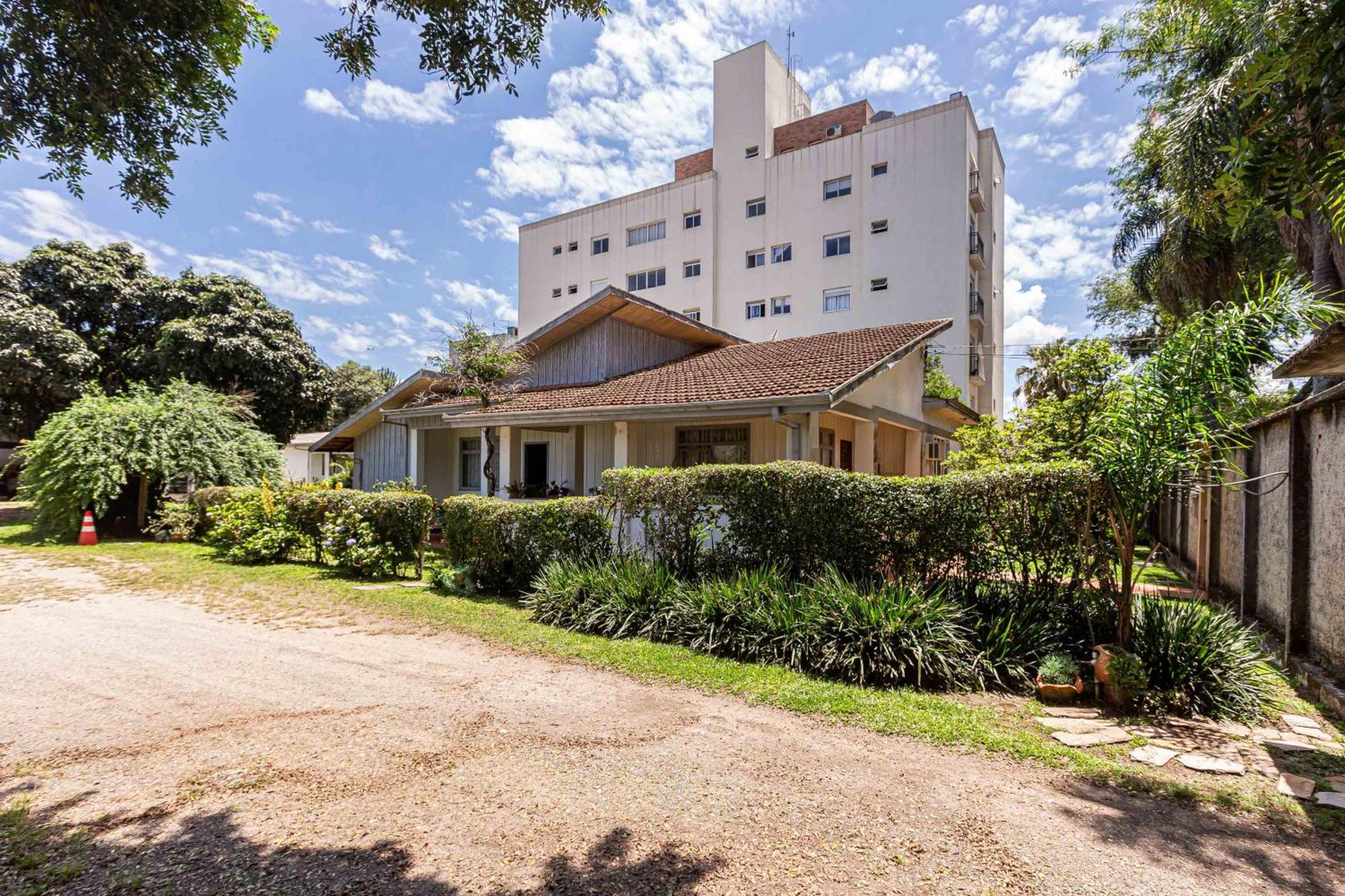 Memora Guesthouse Curitiba - Quartos Em Casa Proximo Ao Parque Bacacheri Екстер'єр фото