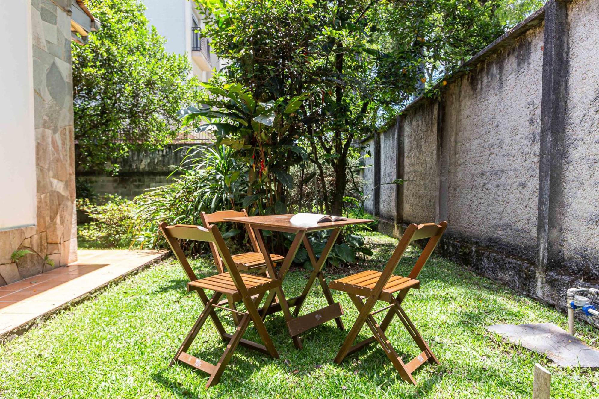 Memora Guesthouse Curitiba - Quartos Em Casa Proximo Ao Parque Bacacheri Екстер'єр фото