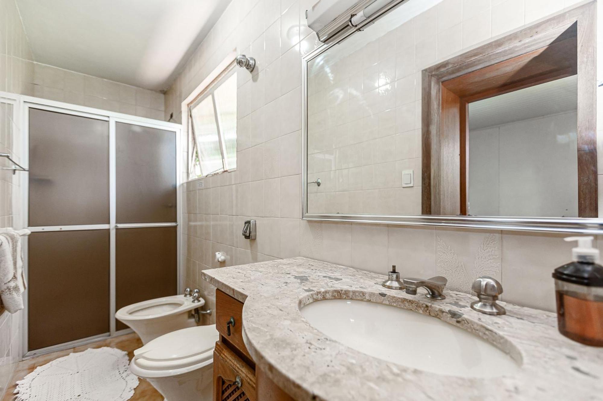 Memora Guesthouse Curitiba - Quartos Em Casa Proximo Ao Parque Bacacheri Екстер'єр фото