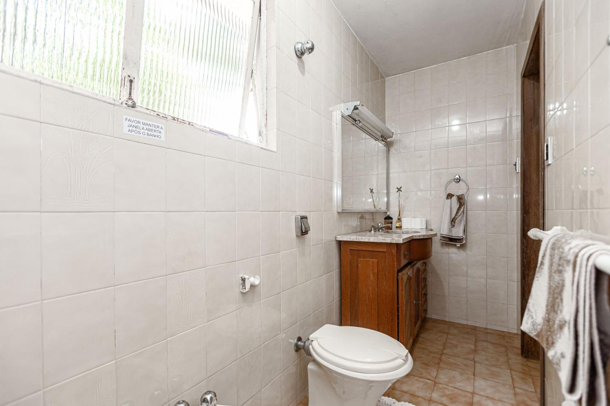 Memora Guesthouse Curitiba - Quartos Em Casa Proximo Ao Parque Bacacheri Екстер'єр фото