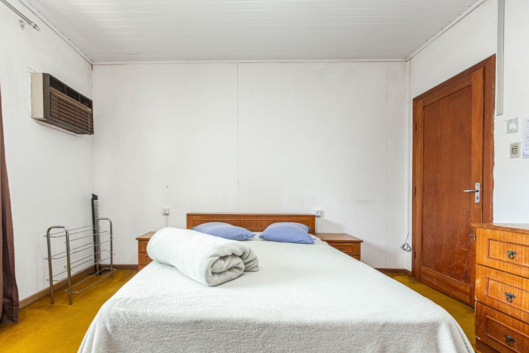 Memora Guesthouse Curitiba - Quartos Em Casa Proximo Ao Parque Bacacheri Екстер'єр фото