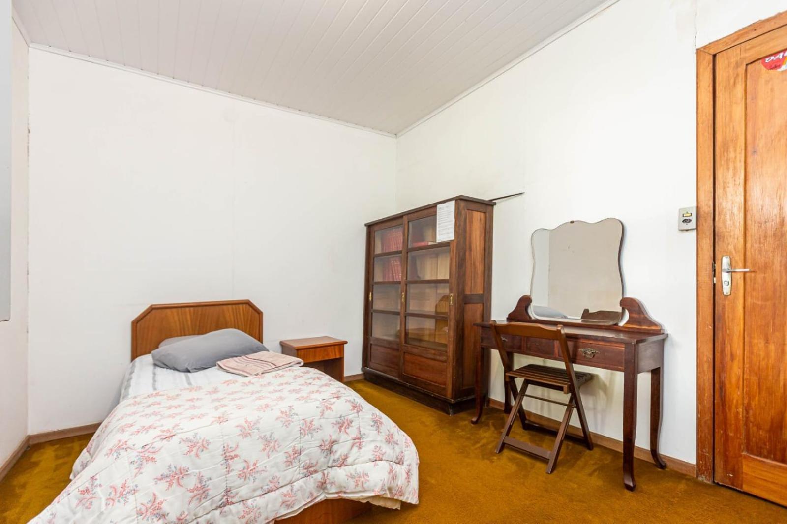 Memora Guesthouse Curitiba - Quartos Em Casa Proximo Ao Parque Bacacheri Екстер'єр фото